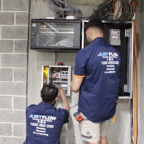 Switchboard repairs and upgrades by our Local Electrician in Parramatta, Moorebank Liverpool & Sydney